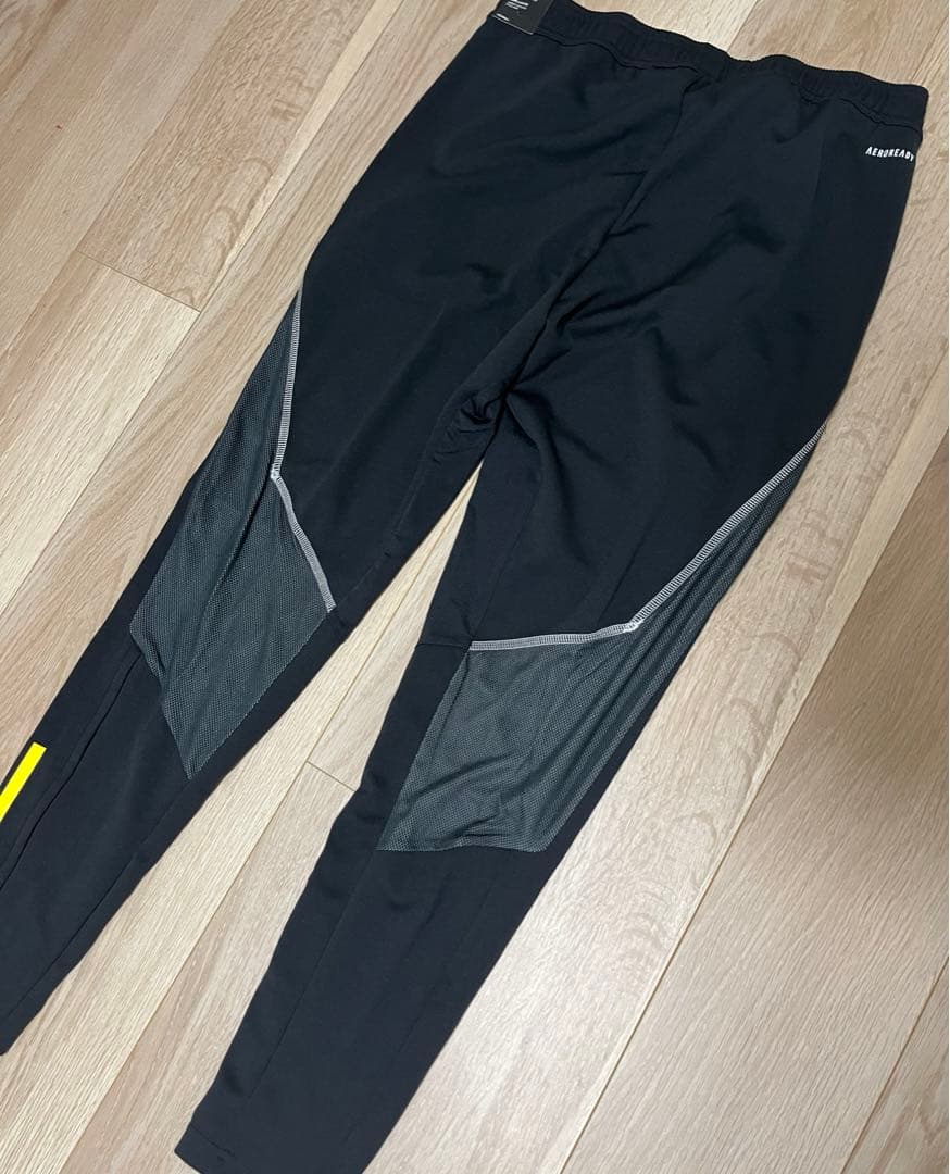 adidas セルティック　トラックパンツ　トレーニングパンツ　ジャージ　新品