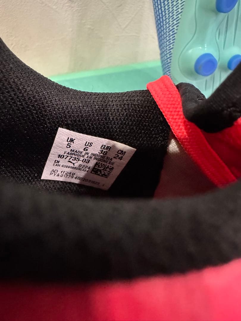 PUMA サッカーシューズ 青/ピンク