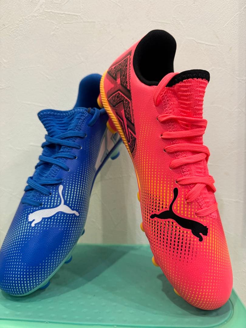 PUMA サッカーシューズ 青/ピンク