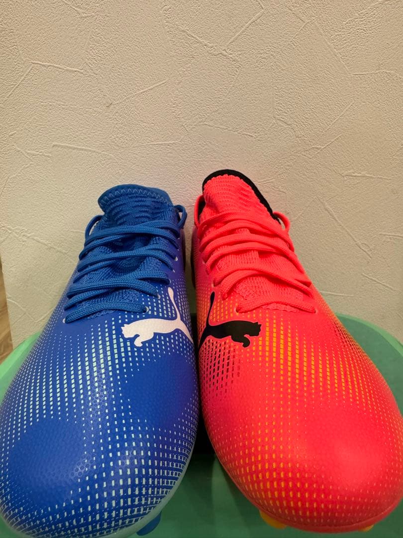 PUMA サッカーシューズ 青/ピンク