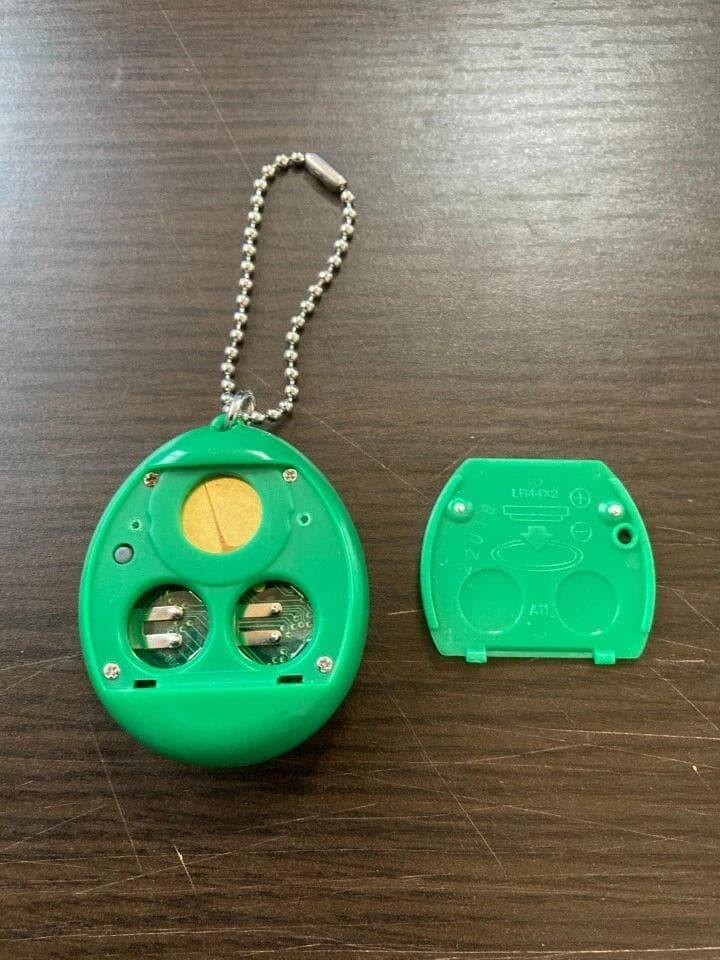 【動作確認済】バンダイ　たまごっち　サンタクロっち　グリーン