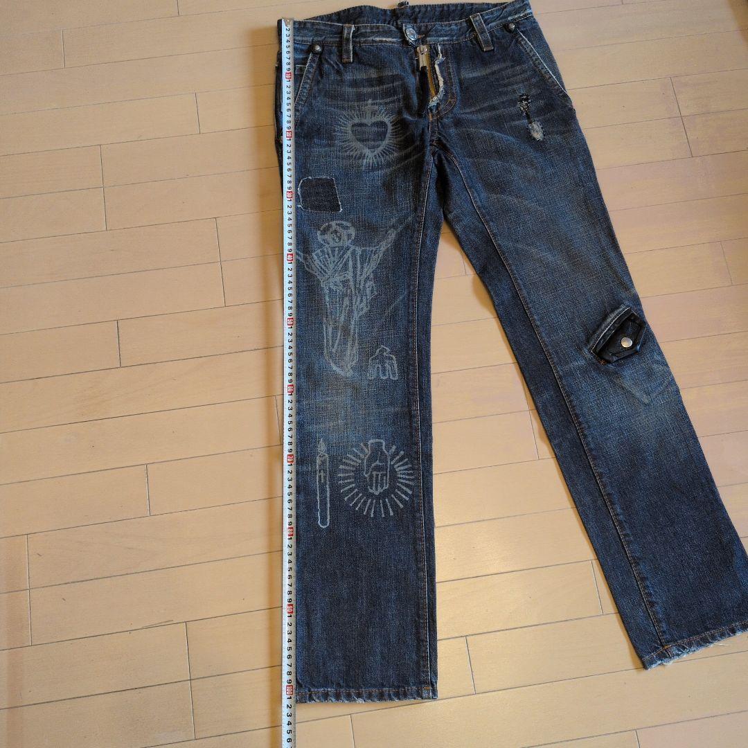 ストレートデニム