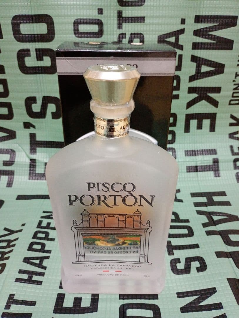 PISCO PORTON ACHOLADO　酒　ブランデー