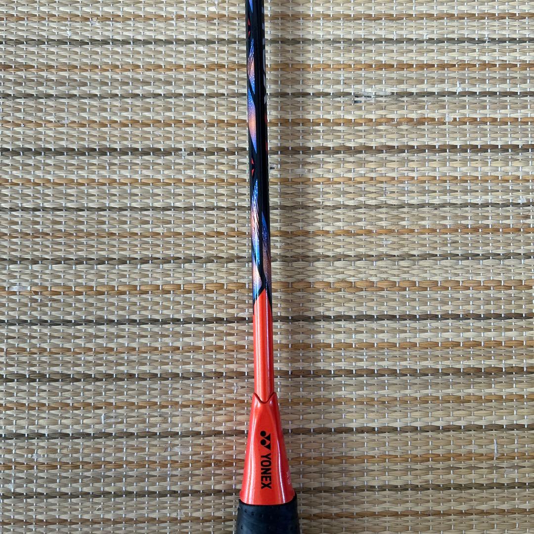 ASTROX 77 バドミントンラケット