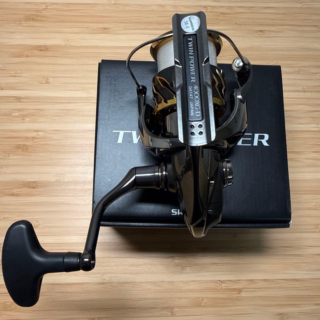 シマノ　20 ツインパワー　TWIN POWER 4000XG 美品
