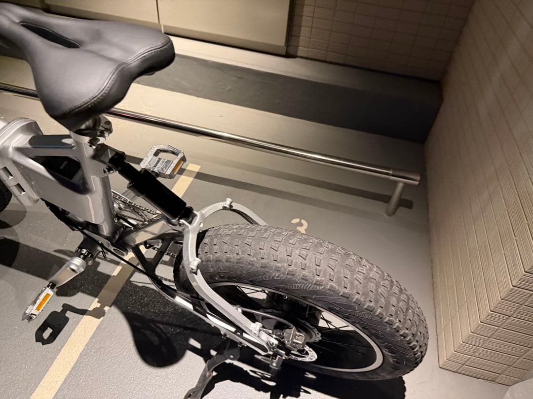 MATE X 250 MATEBAIKEほぼ新品　新発売カラー　シルバー新ロゴ