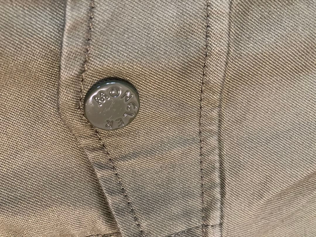 Moncler モンクレール　ダウンとコンビのコットンジャケット