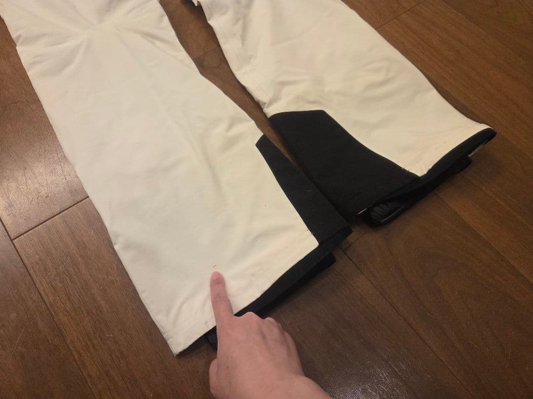 【値下】Salomon スキーウェア上下