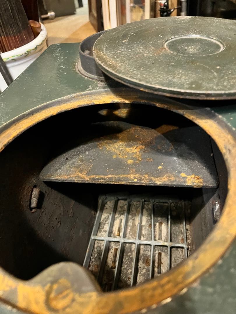 薪ストーブ、ヨツール薪ストーブ、ホーロー仕上げ薪ストーブ、小型ヨツール薪ストーブ