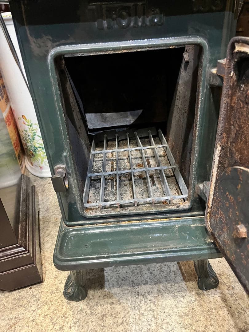 薪ストーブ、ヨツール薪ストーブ、ホーロー仕上げ薪ストーブ、小型ヨツール薪ストーブ