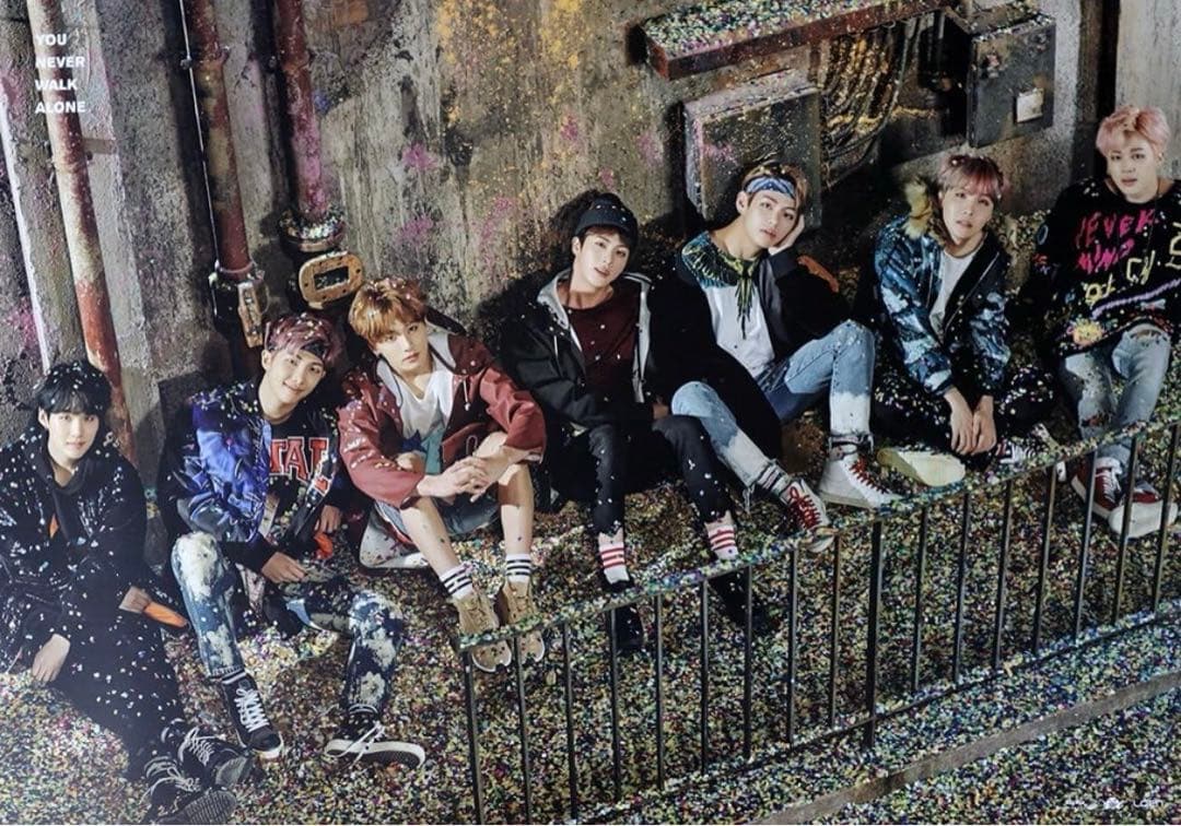 BTS 公式　グッズ　まとめ売り　おまけ付き