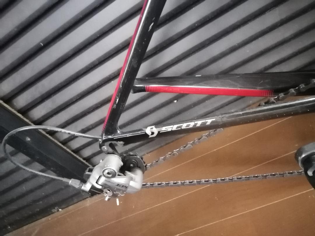ロードバイク　スコット　中古品　　ペダル付属しません。