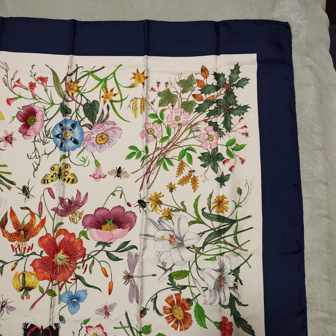 GUCCI グッチ ヴィンテージ シルク スカーフ フローラ 花 昆虫 蜻蛉 蝶