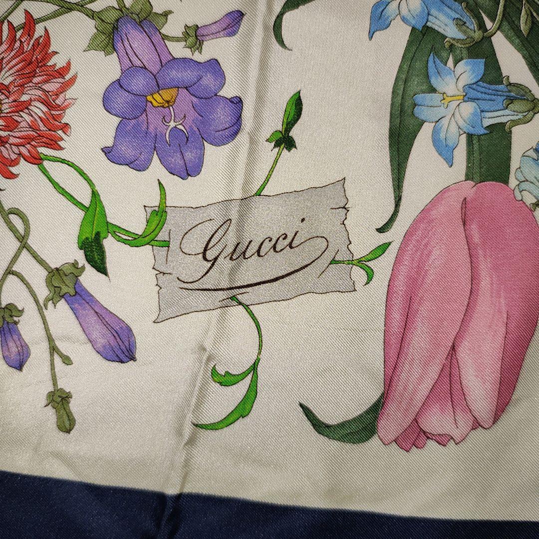 GUCCI グッチ ヴィンテージ シルク スカーフ フローラ 花 昆虫 蜻蛉 蝶