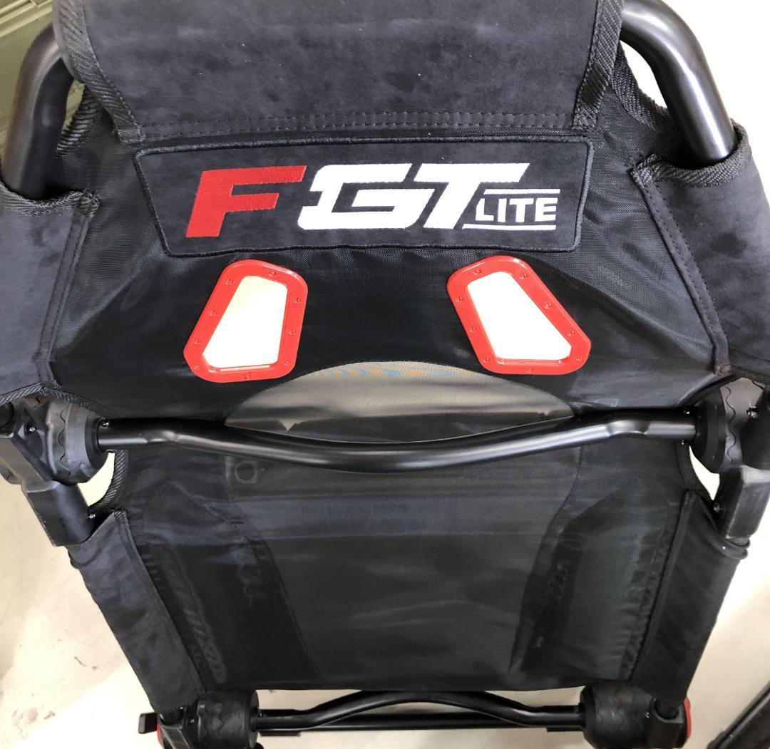 Next Level Racing レーシングコックピット F-GTLite