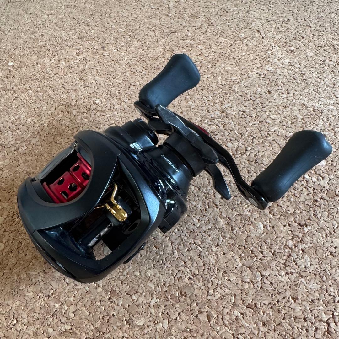 【美品】ダイワ 23SS AIR TW 8.5L 匠ベアリング改