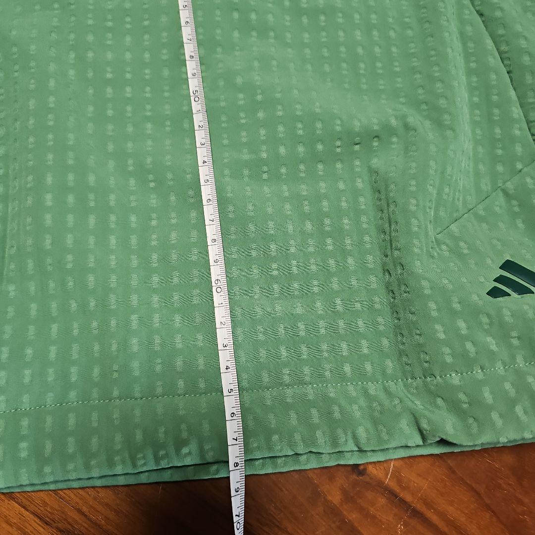 アディダスベスト暴風、撥水　新品