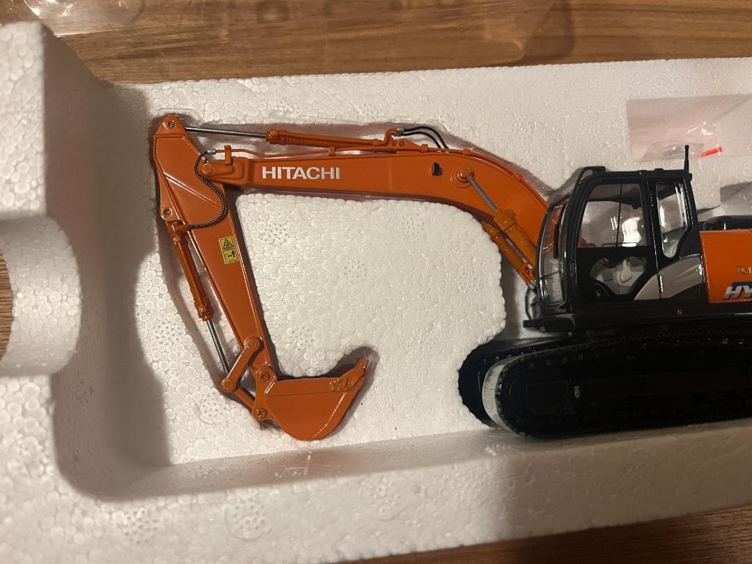 日立建機 HITACHI ZH200 ハイブリッド ショベルカー 1:50