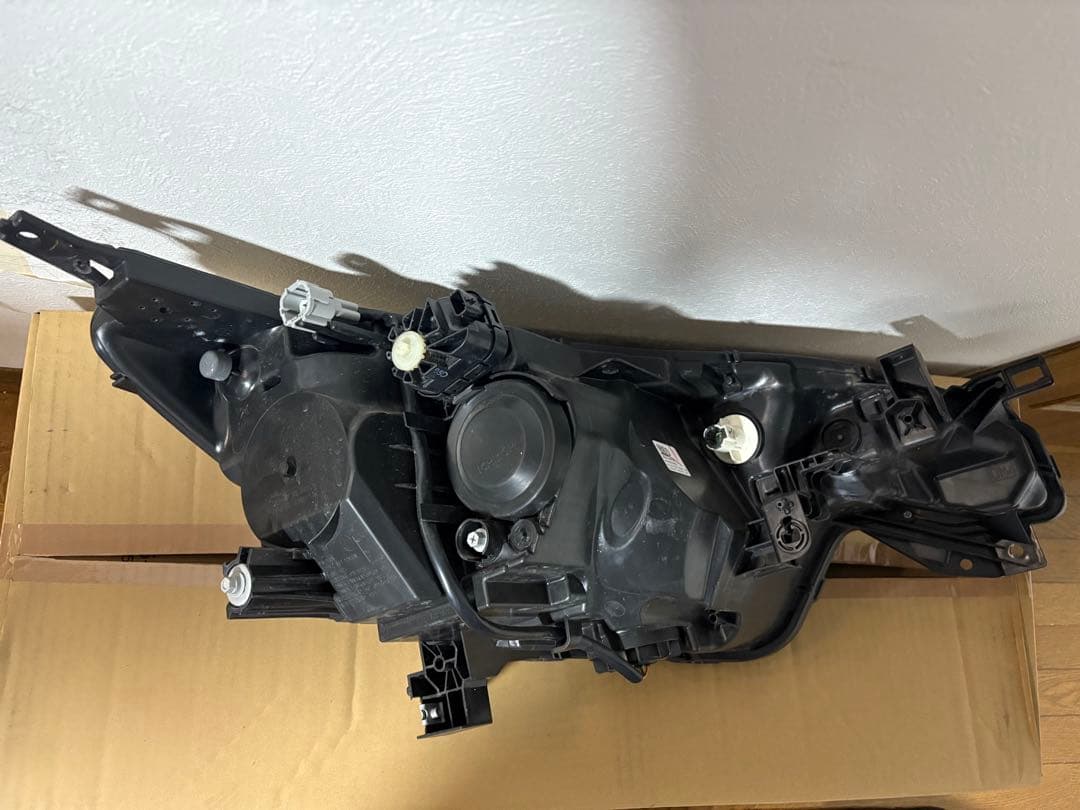 日産ノート　e-POWER 左LEDヘッドライト＋左フォグランプセット　HE12