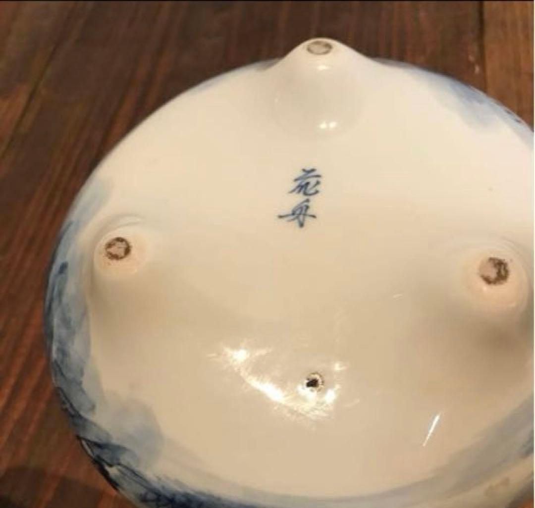 美品　有田焼　花舟　三脚　香炉　染付の山水画が素敵な　蓋まで丁寧に描かれています