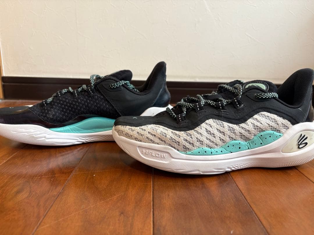 カリー11 アンダーアーマー　バッシュ　箱付き　25.0 curry11