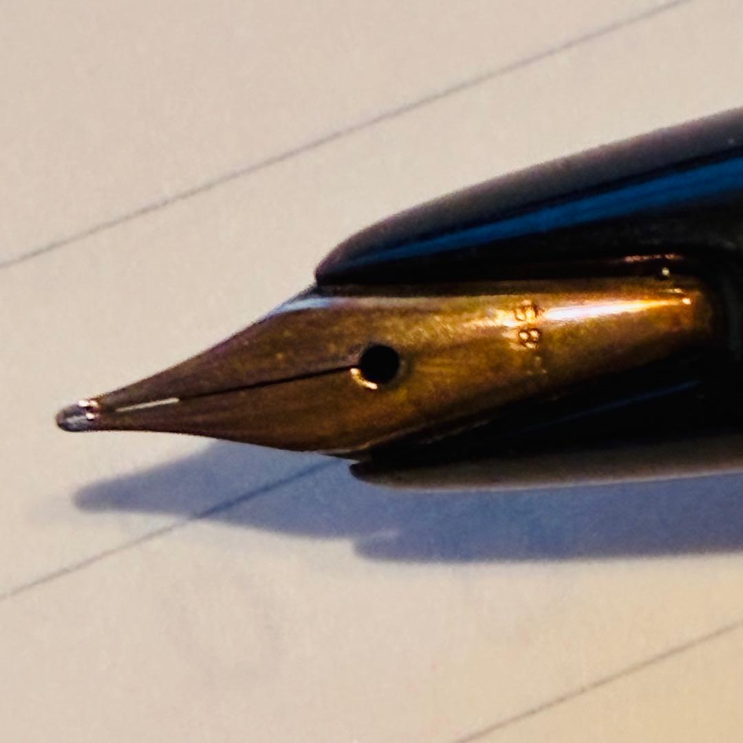 万年筆　F 32 モンブラン万年筆 No.32 585刻印　筆記未確認