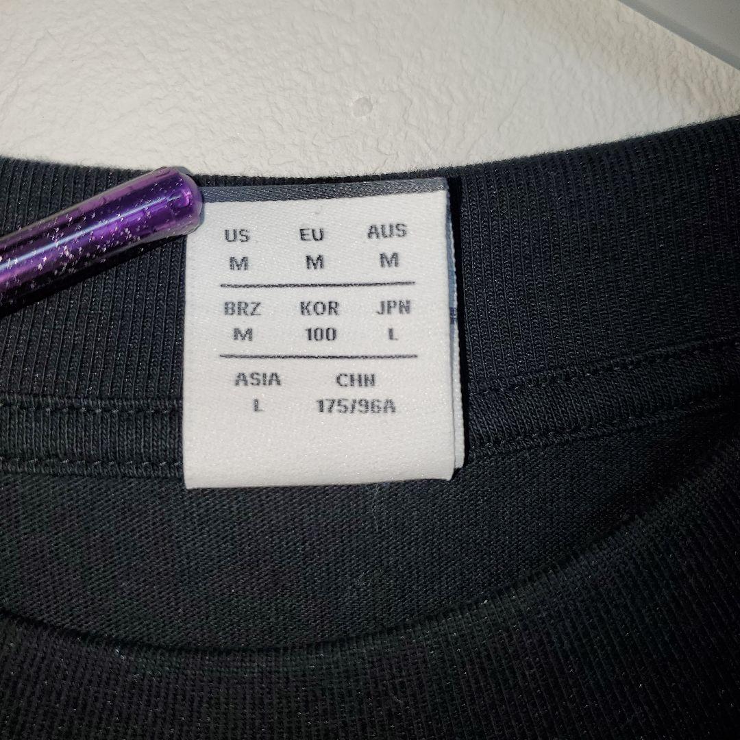 Hoops Mosaic Court オーバーサイズ ニューバランス Tシャツ