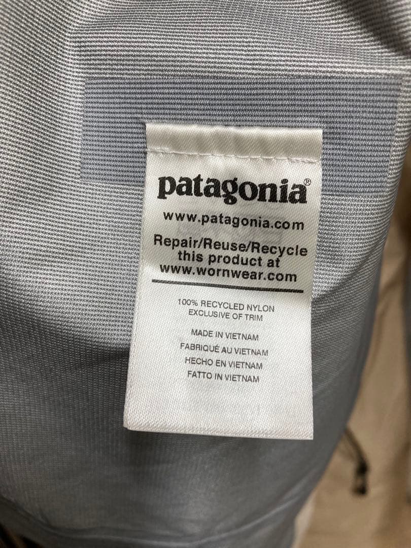 Sarah　パタゴニア　H2No 素材　レイン　コート