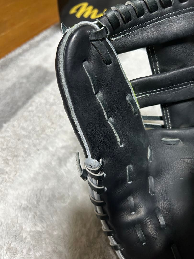 ミズノ プロ軟式グローブ イエロー/ブラック