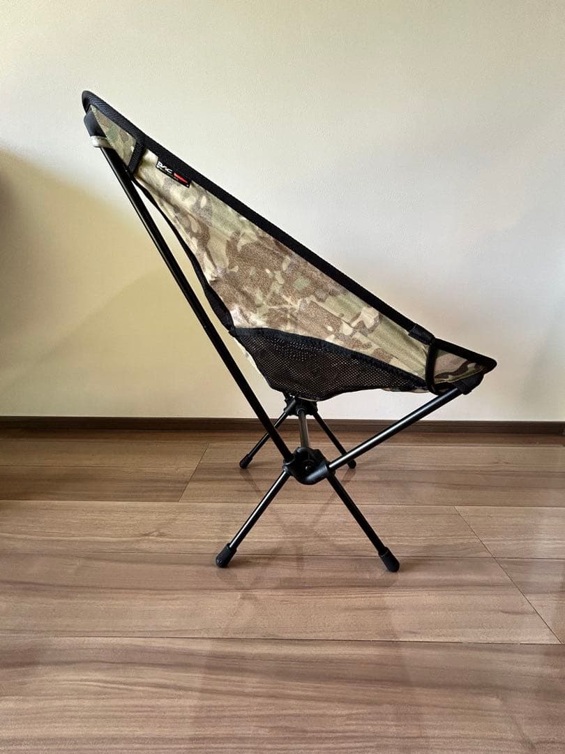 【匿名配送】【美品】Helinox 迷彩 チェアワン　アウトドアチェア