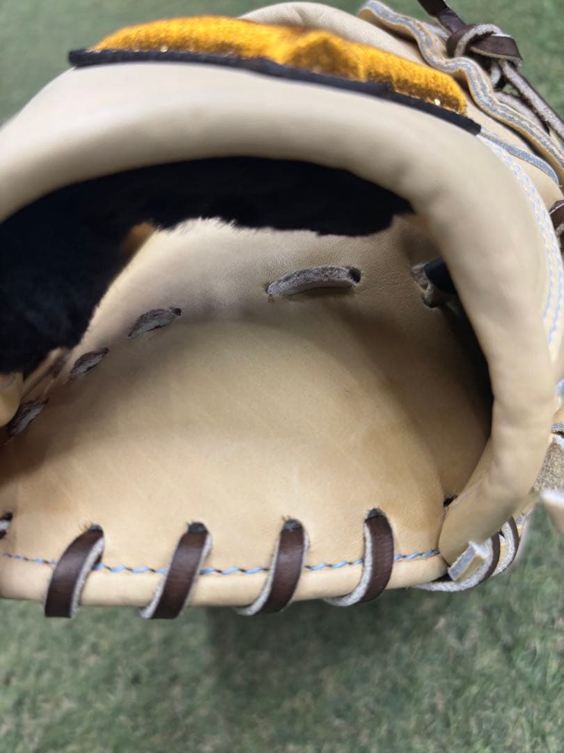 硬式用ミズノプロ　外野手　佐藤輝明型　右投げ用