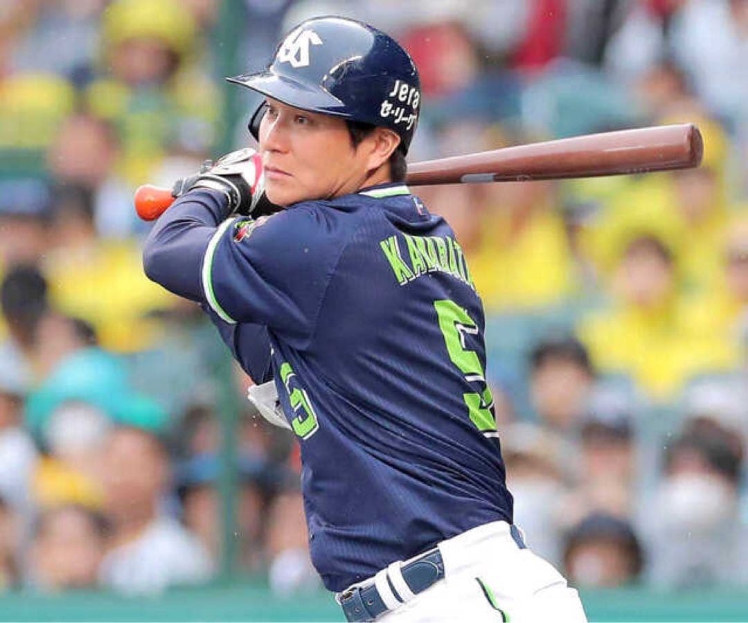 新品未開封 川端慎吾 引退 記念ユニフォーム Ｌヤクルトスワローズ　正規品