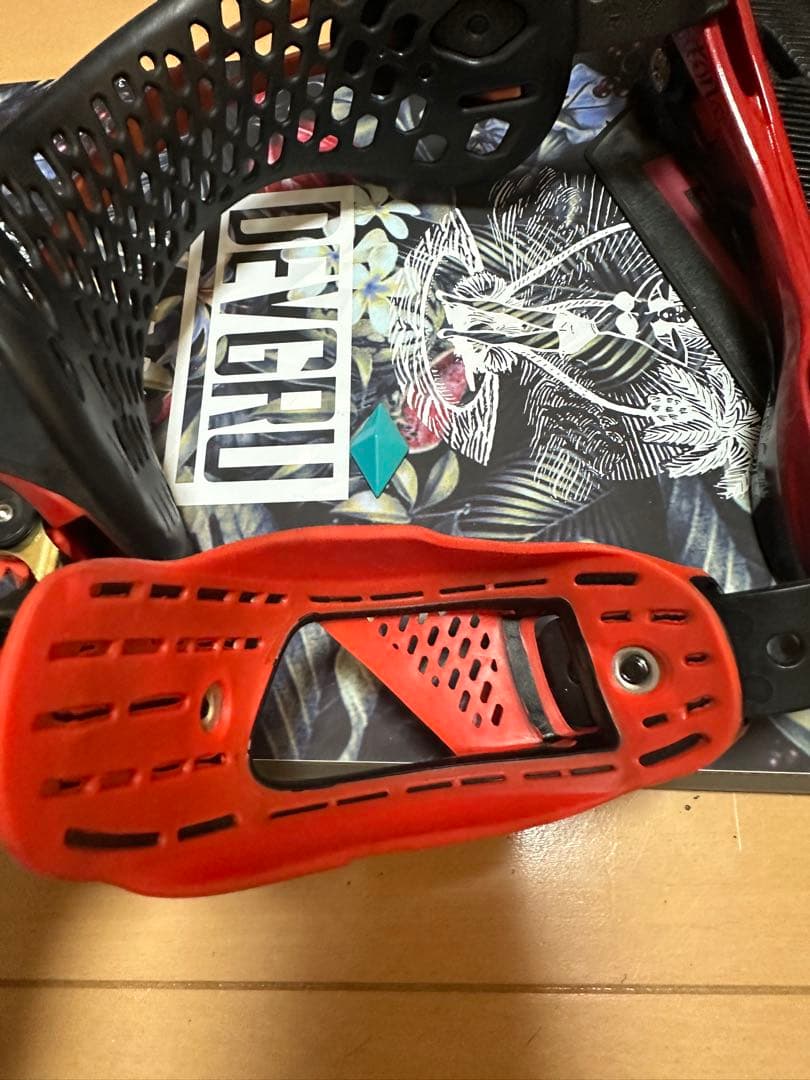 スノーボード DEVGURU 153cm ビンディング　BURTON sizeS