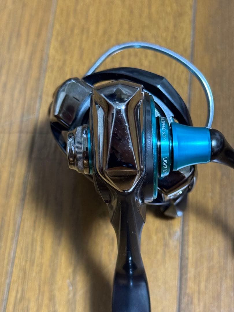 ダイワ21エメラルダスAIR LT 2500-XH純正ハンドル箱付き値下げ交渉可