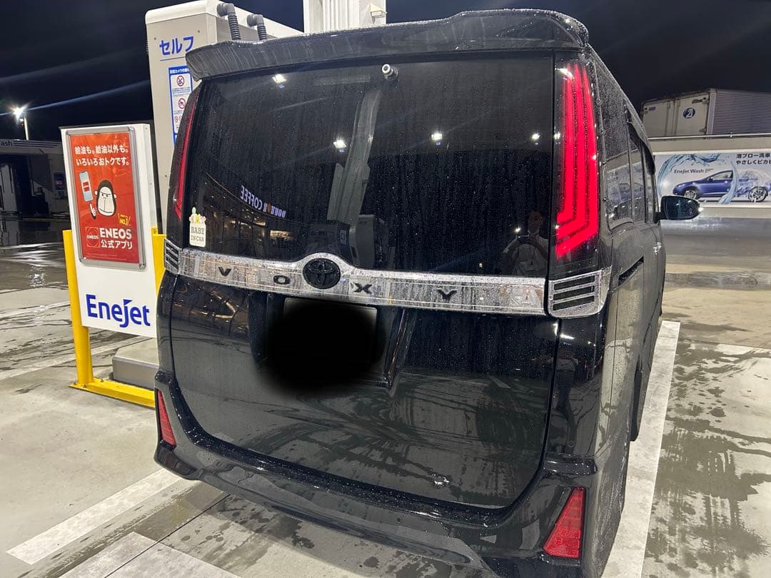 Valenti LEDテールランプ REVO 80系ノア・ヴォクシー