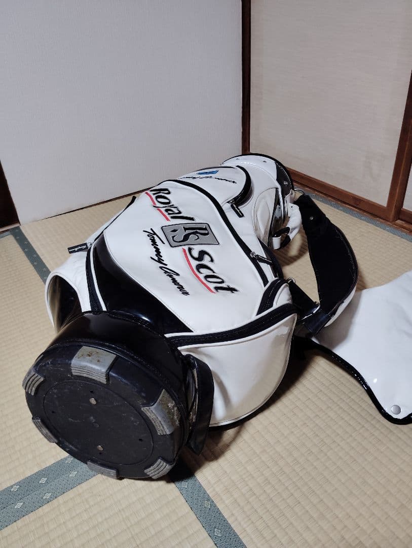 トミーアーマー( Armour) ロイヤルスコット