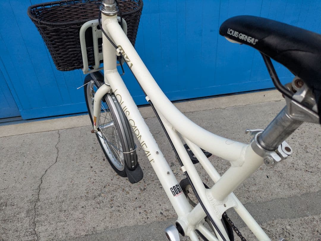 momo 　ルイガノ　LOUIS GARNEAU MV1 ミニベロ