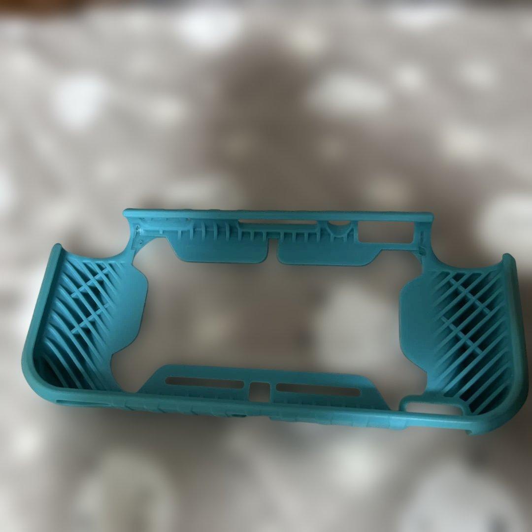 Nintendo Switch Lite ターコイズ 本体 ケース カバー付き