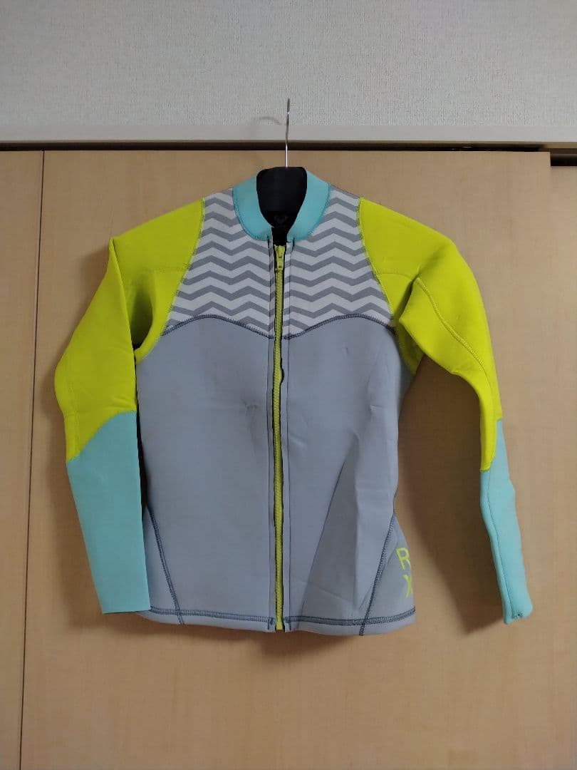 ロキシー　　タッパー　　4