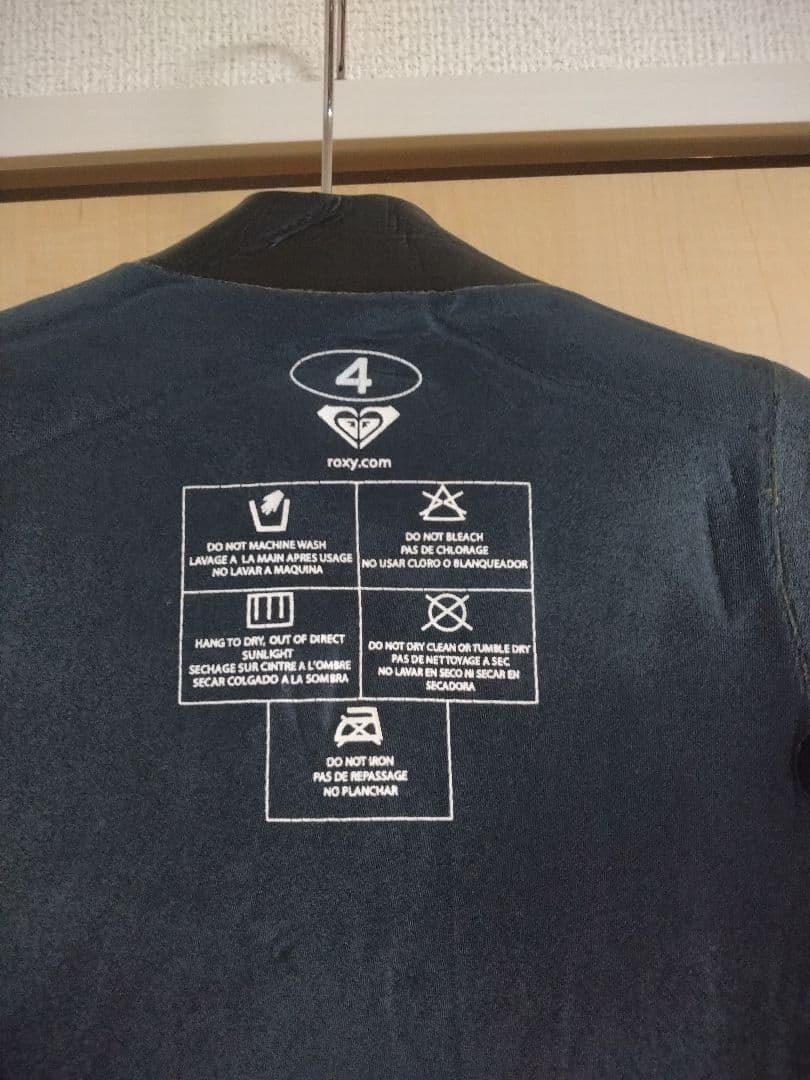 ロキシー　　タッパー　　4