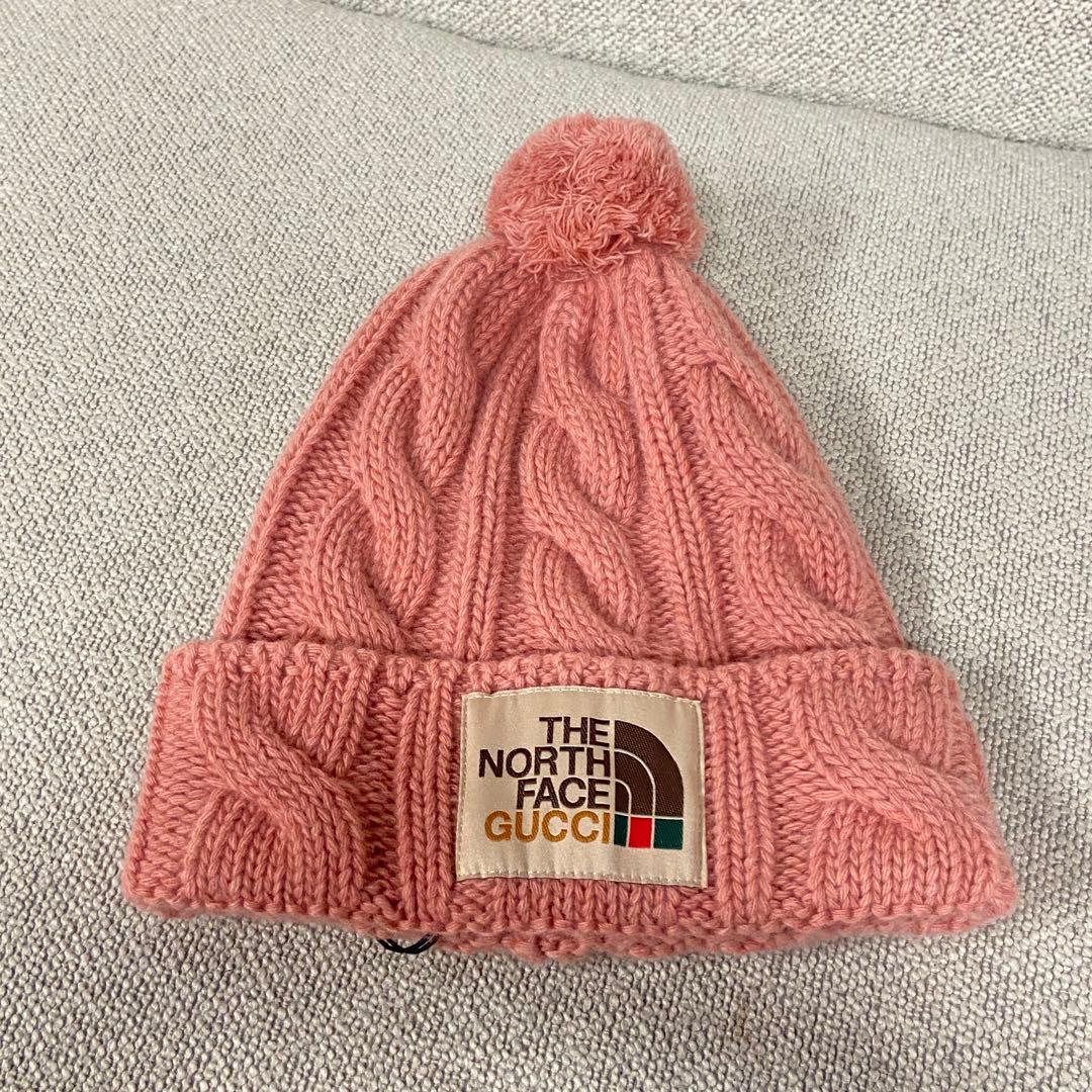 未使用⭐️グッチ x ノースフェイス コラボ ニット帽 ピンク