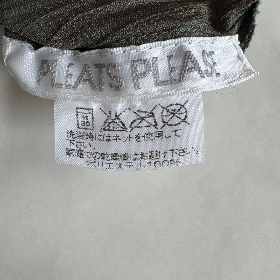 美品　プリーツプリーズ　イッセイミヤケ　洗える　長袖シャツブラウス　グリーン