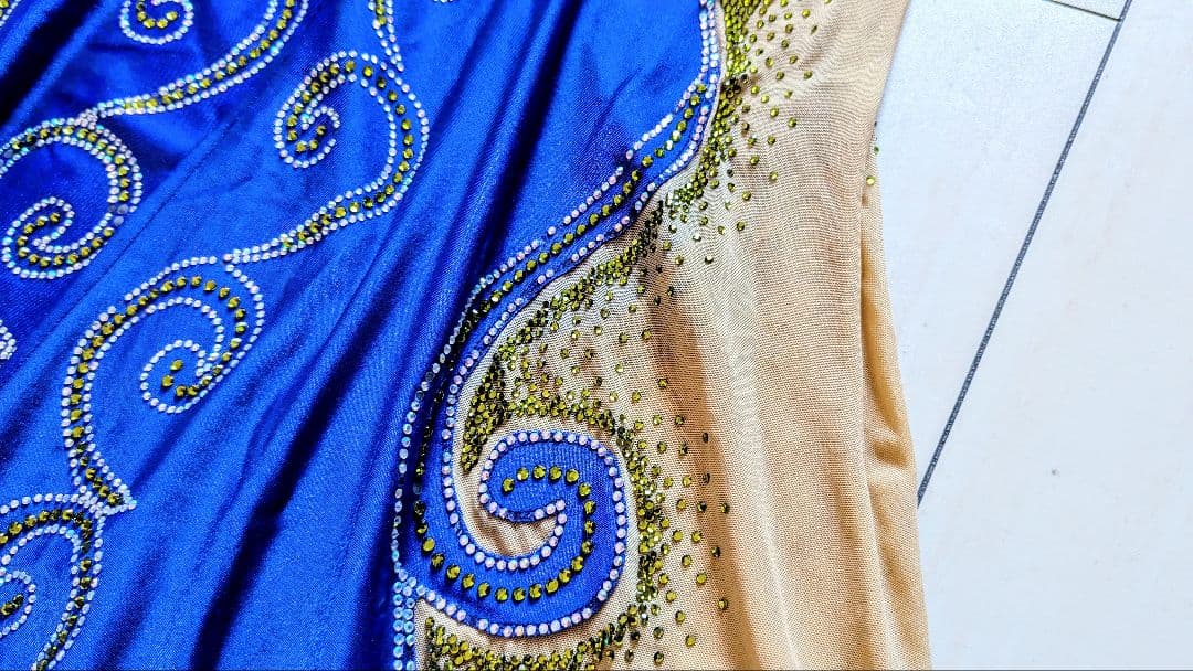 ベリーダンス 衣装 HISHAM 青 ブルー ベージュ マーメイド