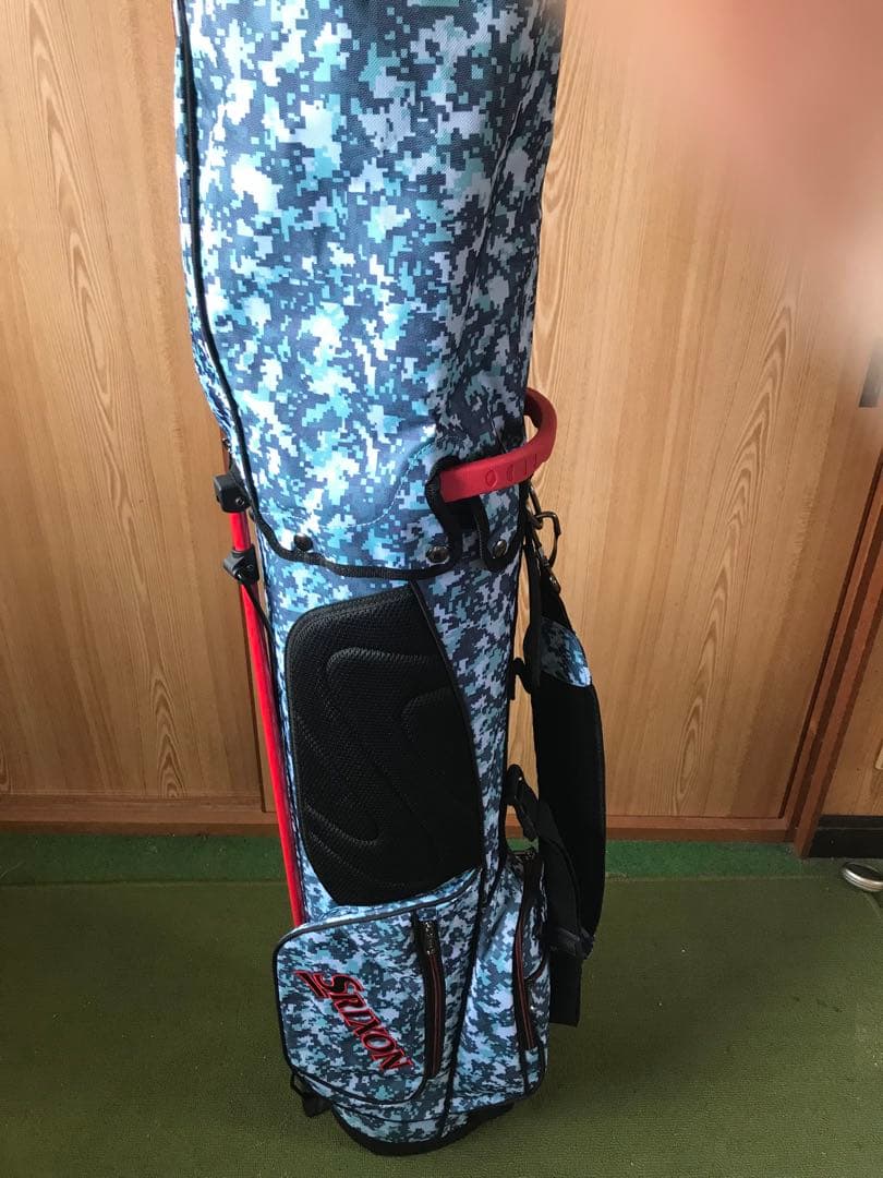 またまた最終値下げ！スリクソン 迷彩スタンドバッグ