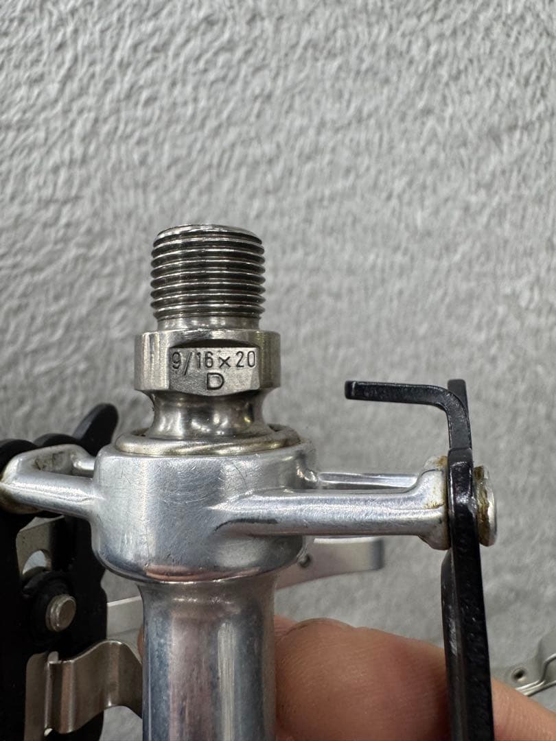 Campagnolo カンパニョーロ トゥークリップ付きペダル　ストラップ付属