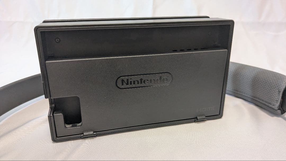 Nintendo Switch 本体・付属品・ゲーム4個