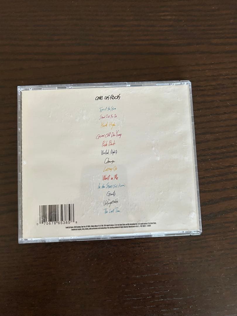 Skyfall 正規品&Eye of the Storm海外版