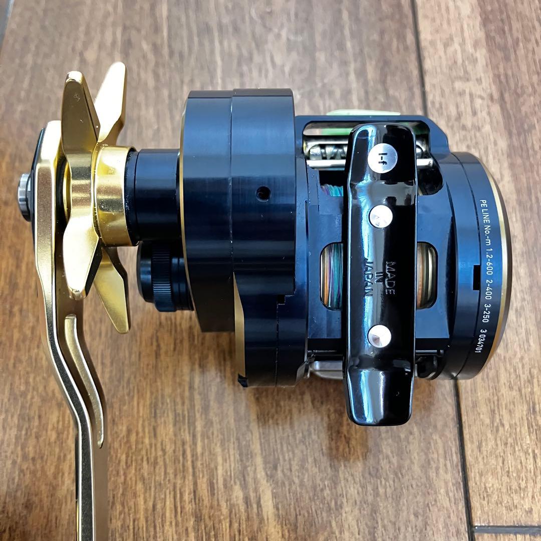 【美品】Daiwa ソルティガ SALTIGA IC300 カウンター