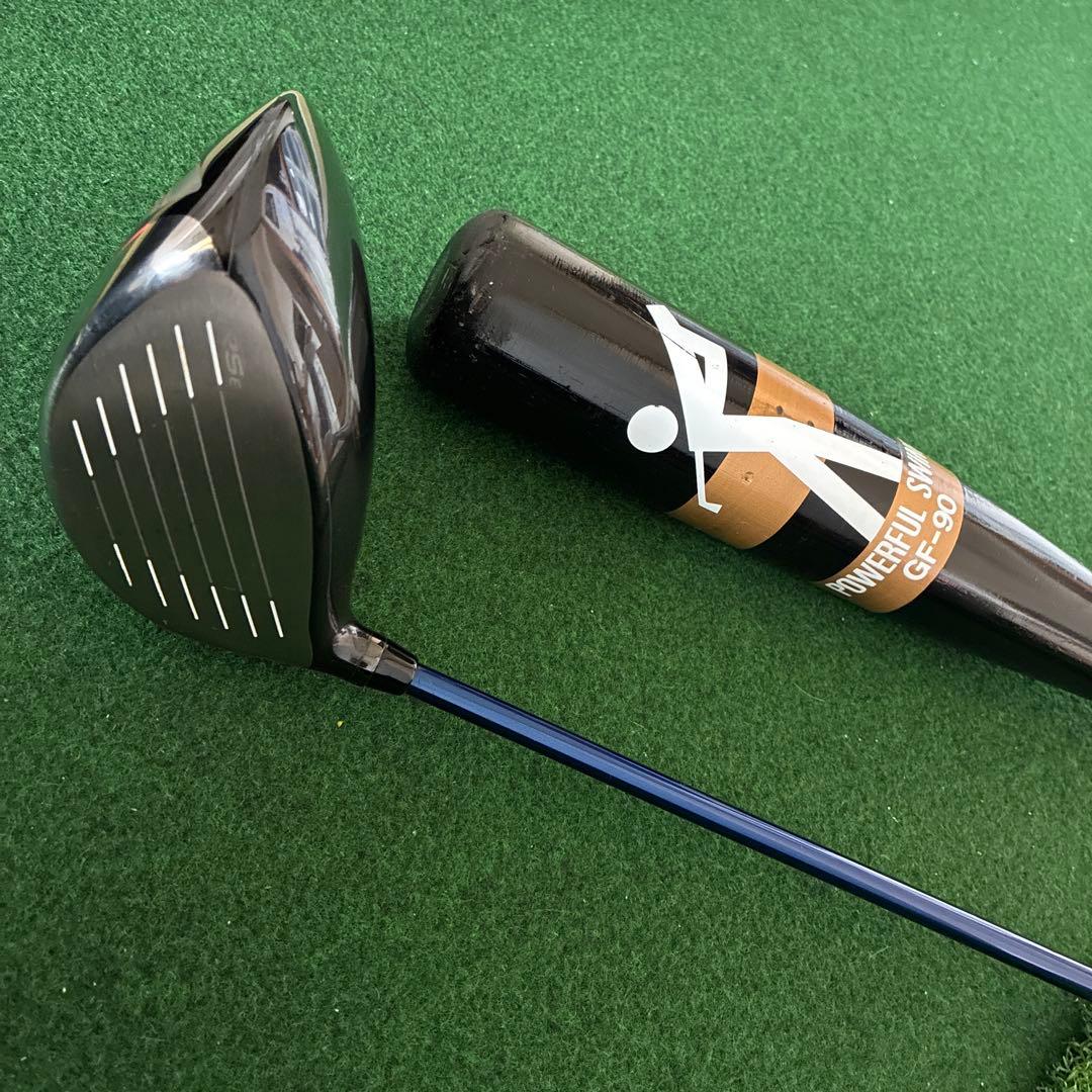 PRGR RS -Eドライバー と素振りバット