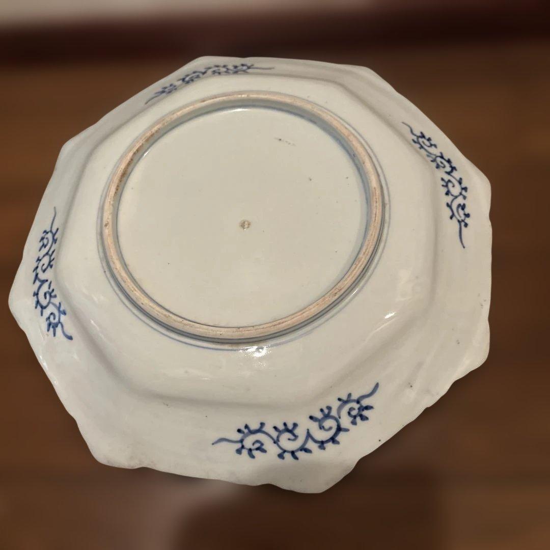 サービス出品　古伊万里　染付　八角形変形大皿　花と蝶々　素敵な絵付け